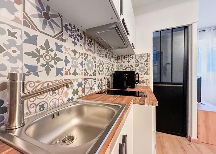 Apartment Parking Prive Proche Plages Et Commerces *